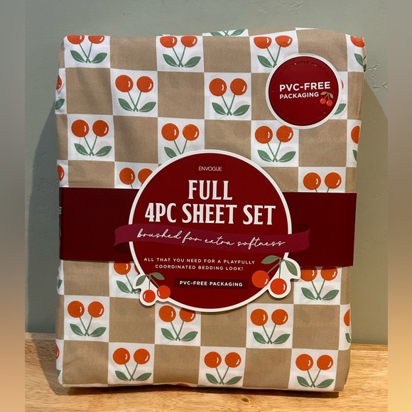 4 Piece Cherry Checkerboard Full Sheet Set Made By Envogue. - Picture 2 of 4